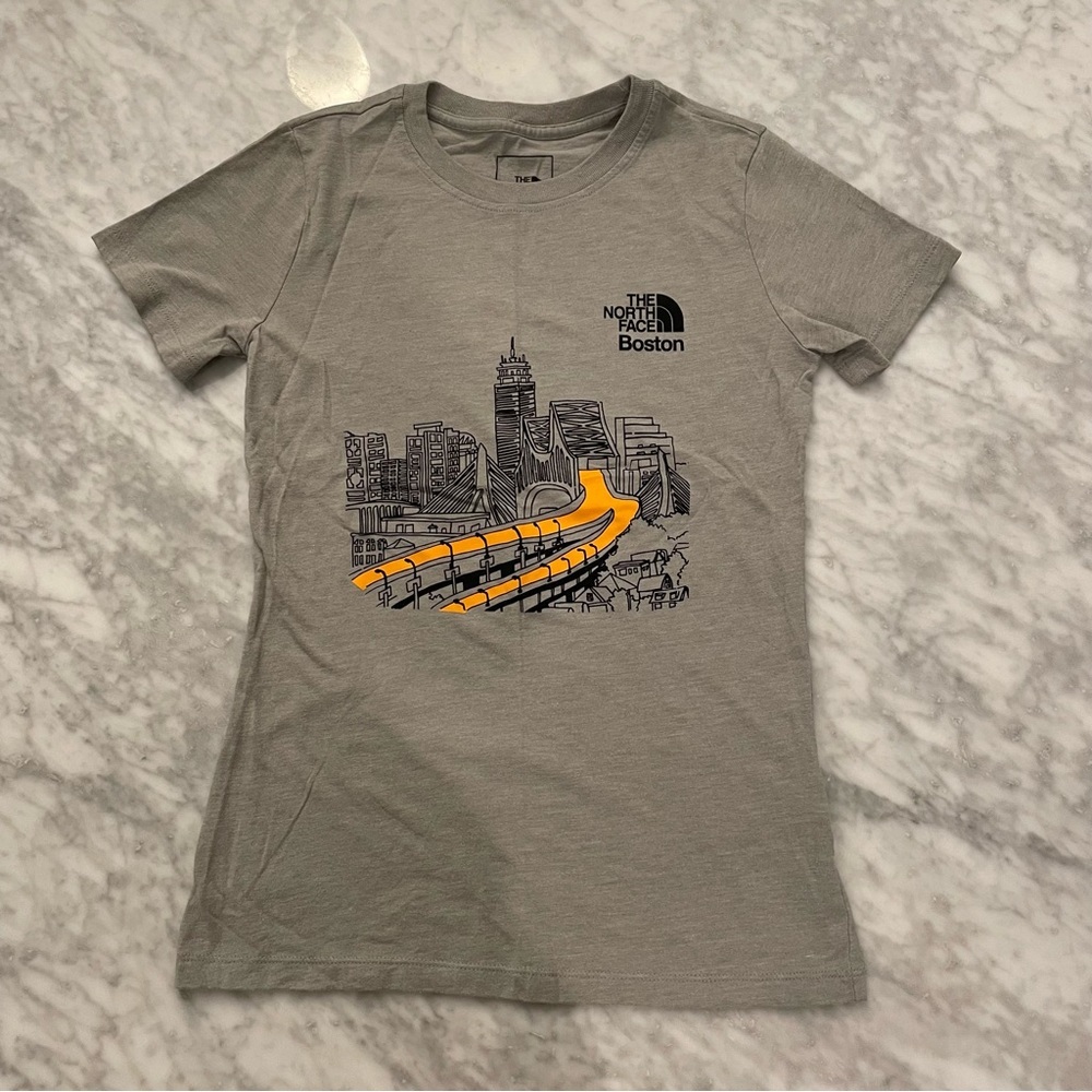 The North Face City Landmark Tri-Blend T-Shirt - Short Sleeve Size XSmall - Picture 4 of 6